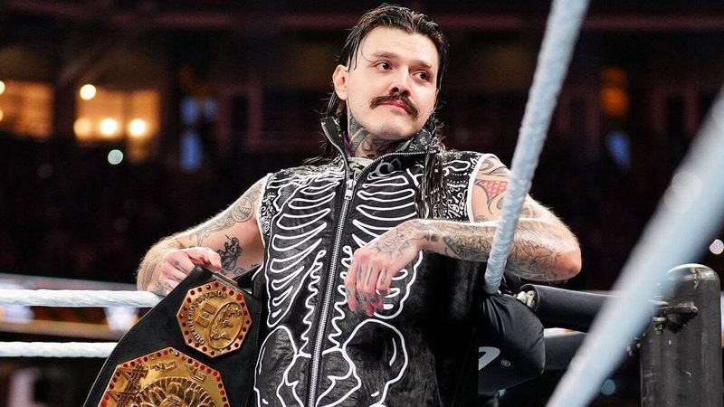 غضب نجم WWE دومينيك ميستيريو بسبب أدواره الكوميدية وسوء المعاملة الإدارية