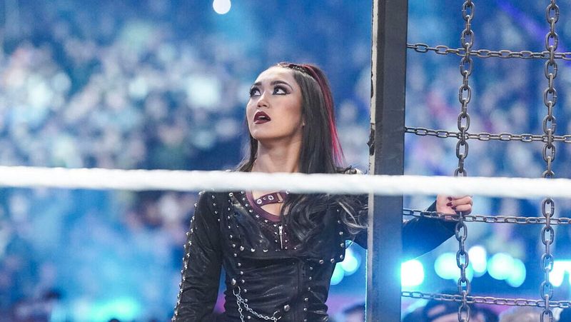 روكسان بيريز تكشف كواليس معارك عرض WWE Royal Rumble والسر وراء الوقت السريع