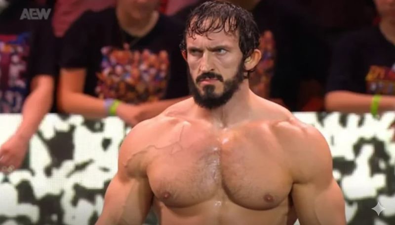 كريس هيرو يكشف أصل تسمية باك، وأبرز لقطات WWE NXT، والمزيد