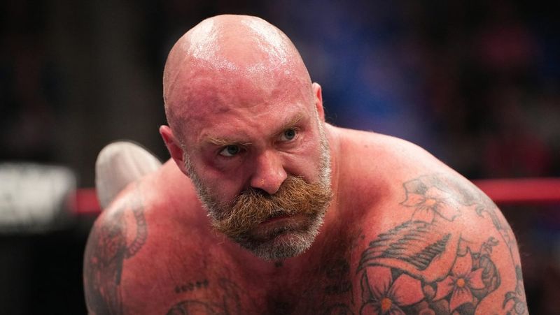 مخطط AEW للاحتفاظ بصفحة ذا بوتشر على قائمة نجوم الاتحاد بشكل دائم