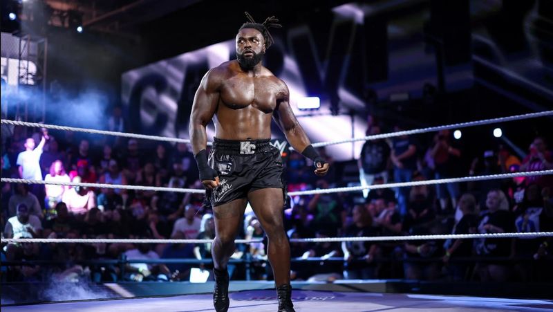 استغناء اتحاد WWE عن خدمات المصارع كيانو كارفر