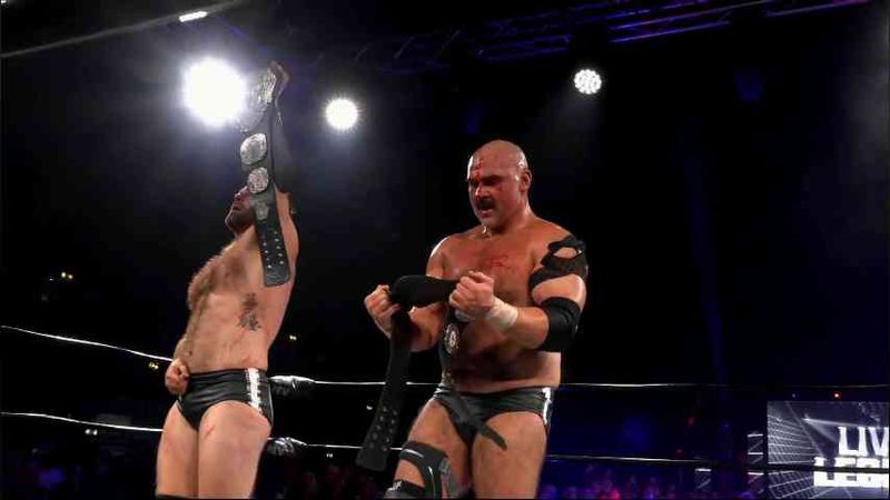 فريق إف تي آر يتوج بلقب Undisputed British Tag Team في عرض ريف برو ال 14