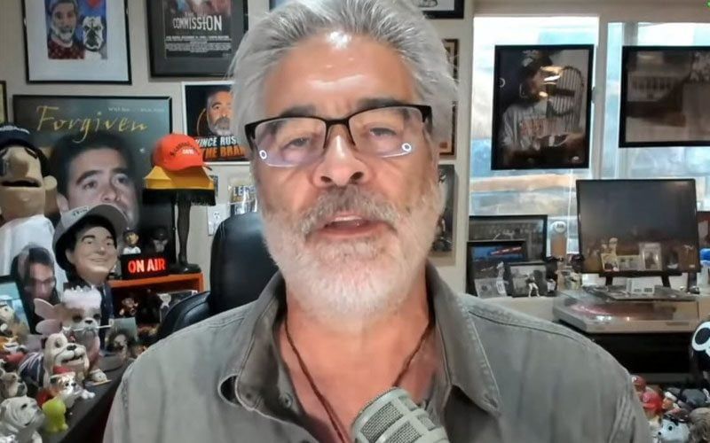 كيف تم إنهاء شخصية فينس روسو ضمن الأحداث بعد رحيله عن JCW
