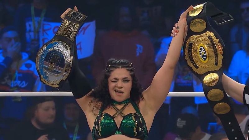 بيرسيفوني تهزم داني لونا وتحتفظ ببطولة TBS في عرض AEW All Out