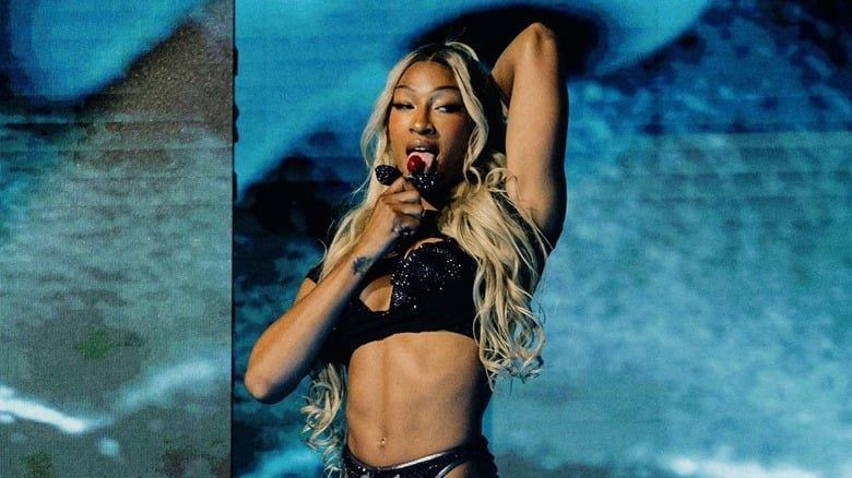 موقع المصارعة السابقة في WWE مارا سادي تلمح إلى انضمامها إلى اتحاد AEW
