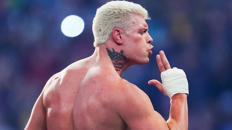 بولي راي يناقش تحول كودي رودز للشخصية الشريرة في WWE ويؤكد: قد لا يحين الوقت المناسب أبدا
