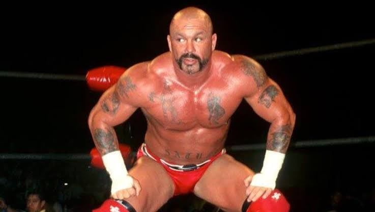 بيري ساترن يتذكر قيام مايك غراهام بإشهار سكين بوجهه في اتحاد WCW