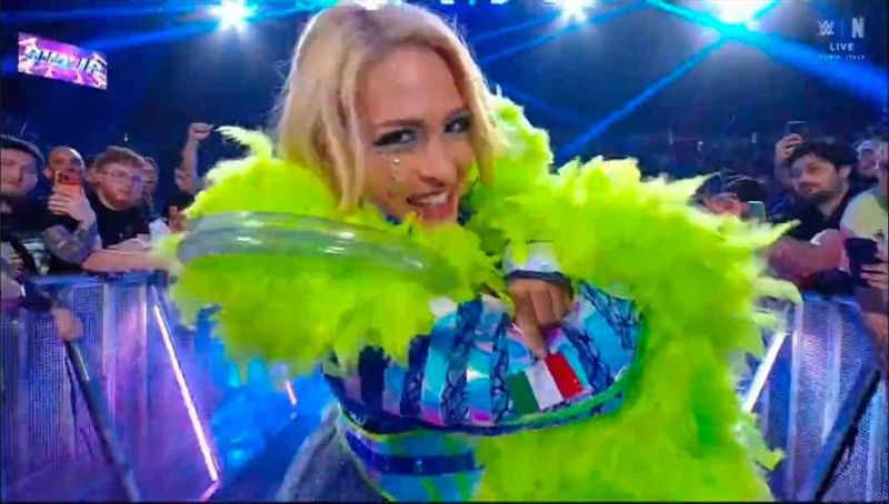 تأمين مستقبل النجمة الصاعدة: WWE تحرك رسميا لتسجيل اسم "جوليا"