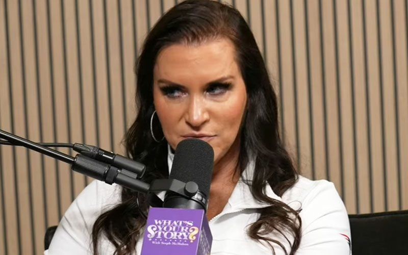 ستيفاني مكمان تلقت تهديدات بالقتل بسبب شخصيتها الشريرة في WWE