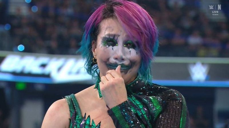 أسوكا: لم أغادر WWE ولم أستقل