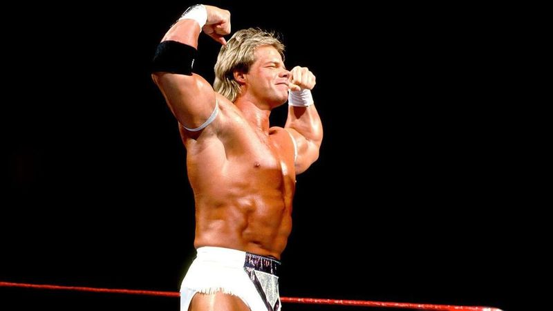 لكس لوغر يتمنى الاستمرار لفترة أطول بشخصية المكروه عند انطلاقته في WWE