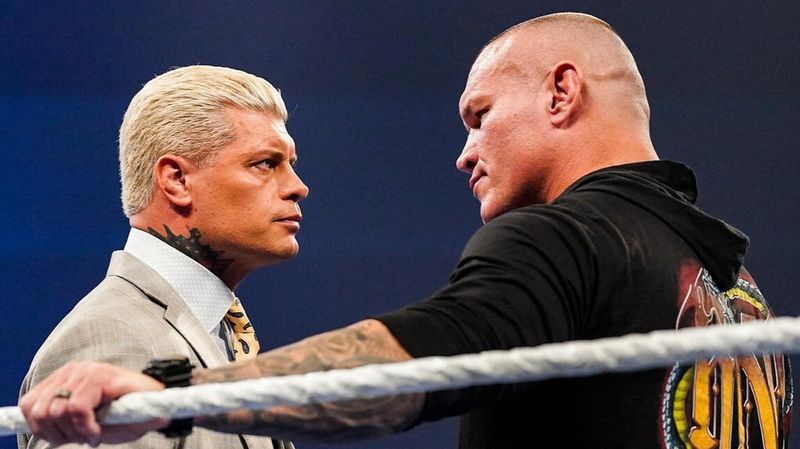 بولي راي يقارن بين مقابلتي راندي أورتن وكودي رودز في عرض WWE SmackDown