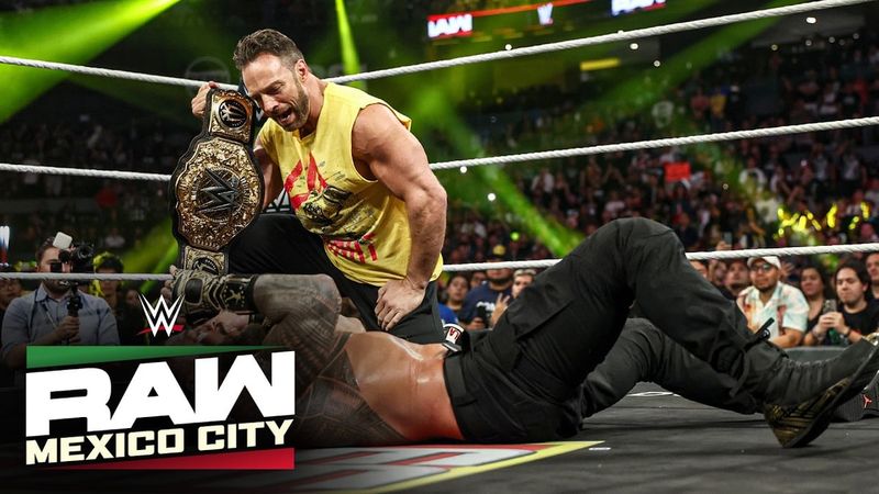 رومان رينز يوافق على مواجهة ال ايه نايت في عرض WWE موني إن ذا بانك