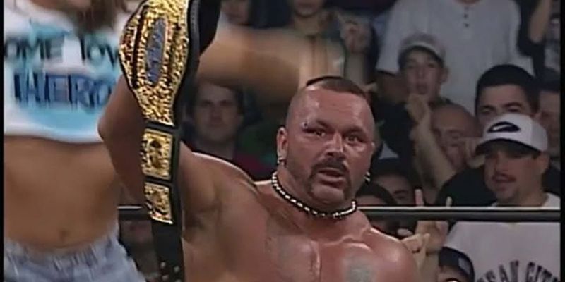بيري ساترن يؤكد أنه لم يكن ليغادر اتحاد WCW لو لم يتم إقالة إيريك بيشوف
