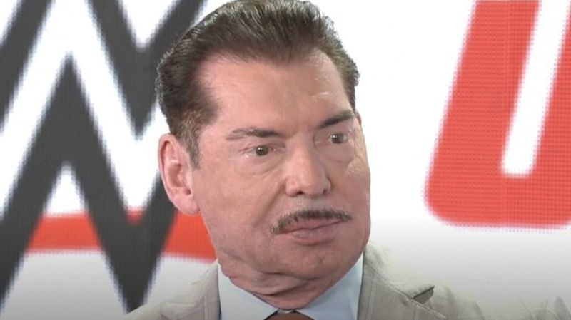 ديف ميلتزر: فينس مكمان ليس سعيدا بالثروة وكان يريد البقاء مسؤولا عن WWE