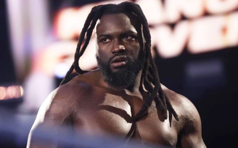 ظهور تفاصيل جديدة حول مغادرة كيانو كارفر لاتحاد WWE