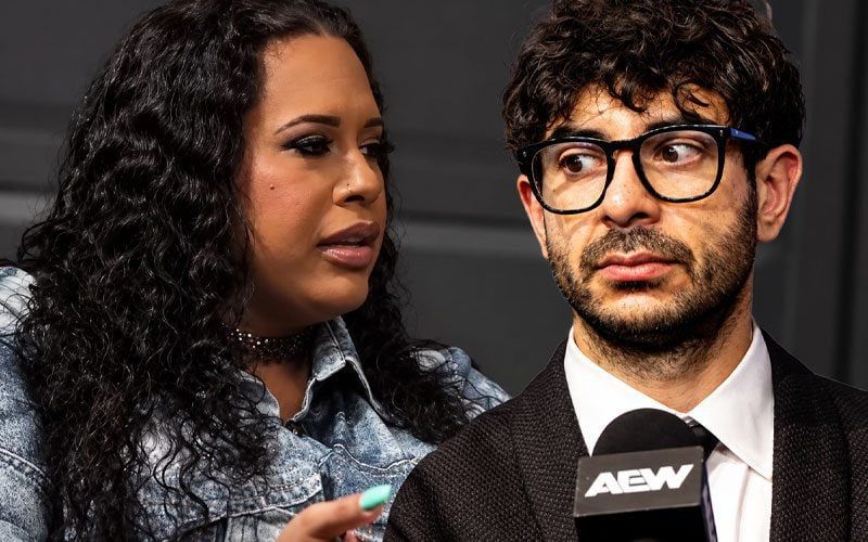 نايلا روز توضح سبب عدم إلقائها اللوم على توني خان بشأن غيابها عن AEW