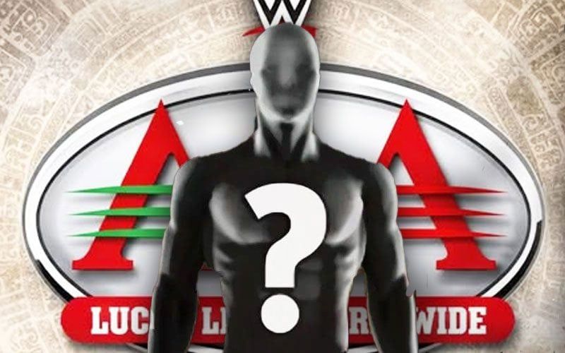 نجم اتحاد AAA جاك كارتويل يترك انطباعا مميزا لدى المسؤولين بعد أدائه في عرض WWE Worlds Collide
