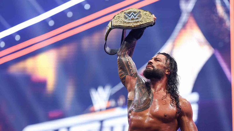 "ليس في TripleMania كما توقع الجميع!".. الكشف عن المكان والموعد النهائي لنهائي تصفيات لقب رومان رينز!