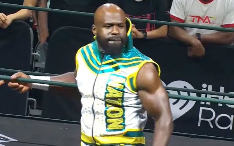 الخطط الأصلية لظهور أبولو كروز في عرض TNA Slammiversary