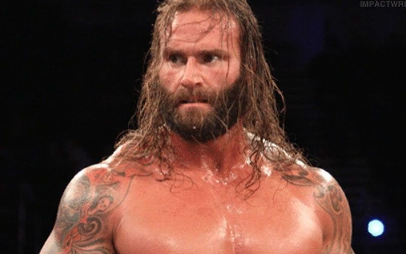 النجم السابق في WWE جاكسون رايكر يعلن اعتزاله المصارعة نهائيا وبناء مسيرة مهنية جديدة